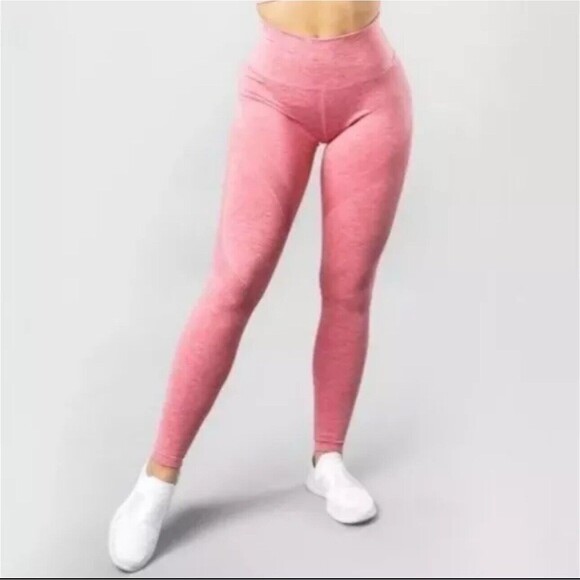 Alphalete Aero Leggings Womens S Pink Rose Sporty Athletic Outdoor Workout - Picture 4 of 4